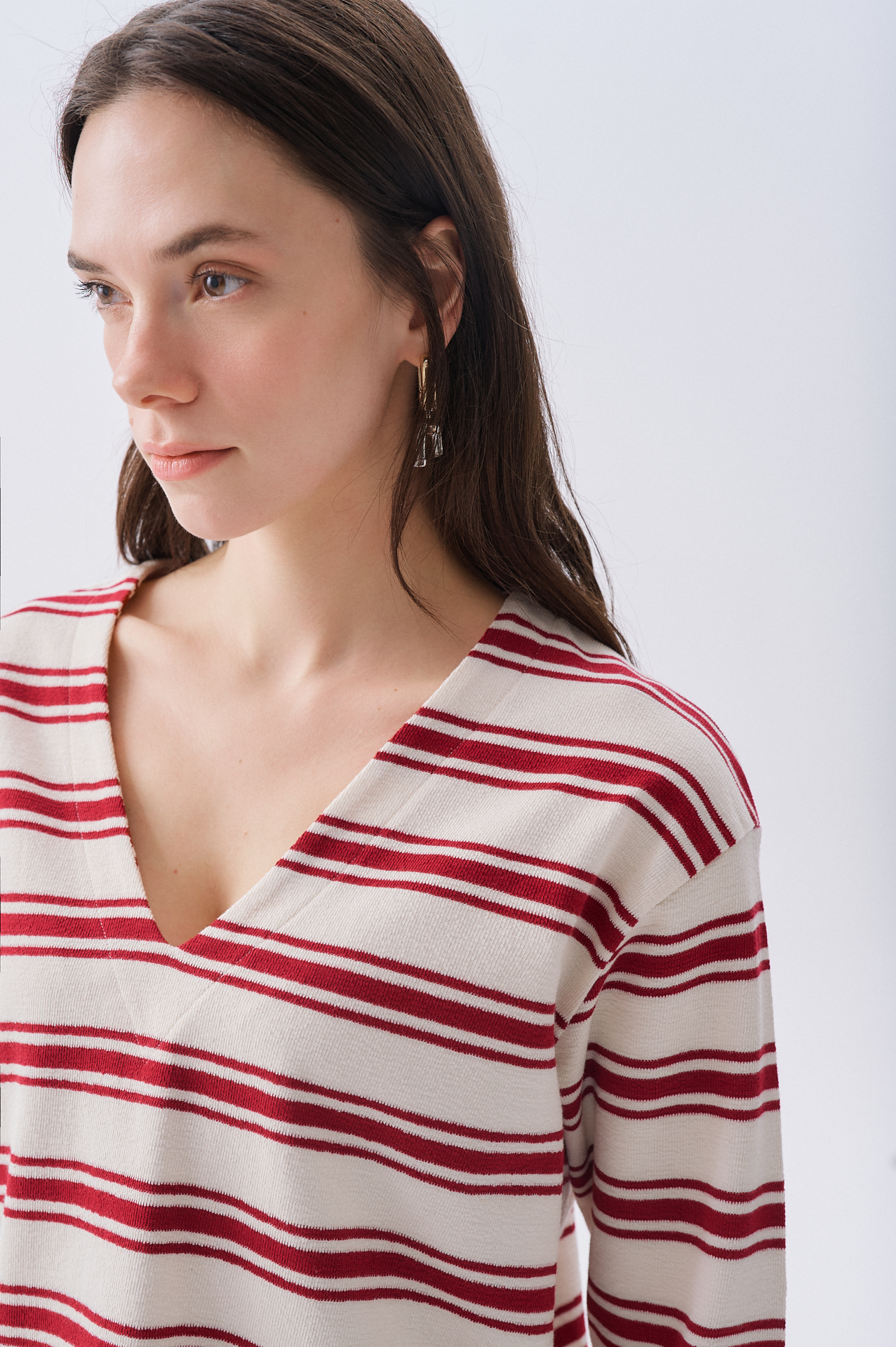 ÇİZGİLİ LOOSE FIT V YAKA SWEATSHIRT