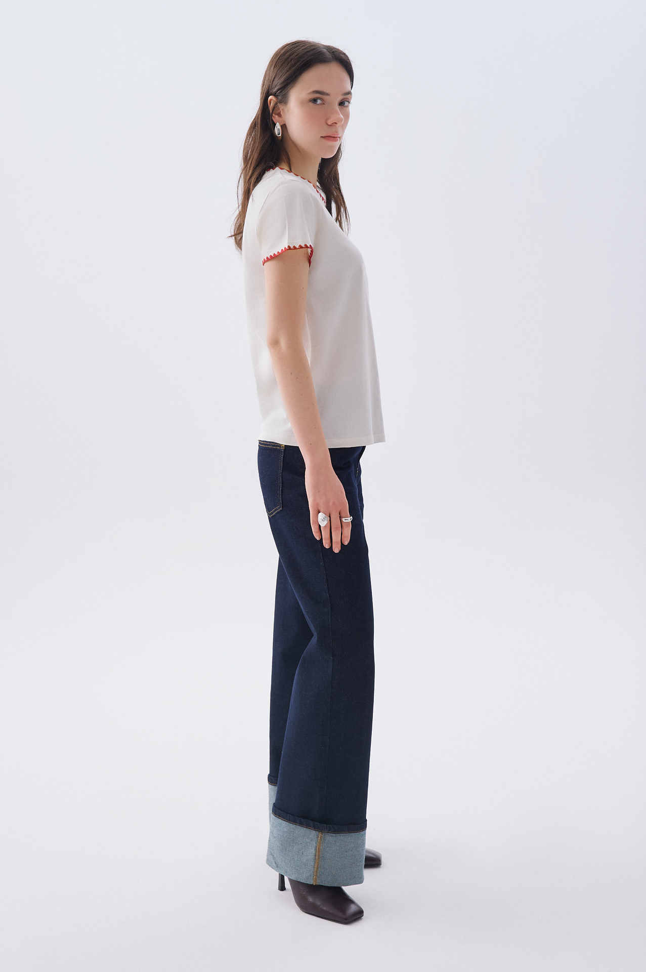 NAKIŞLI BİSİKLET YAKA T-SHIRT