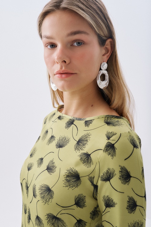 FLORAL DESENLİ BAĞLAMA DETAYLI MİNİ ELBİSE