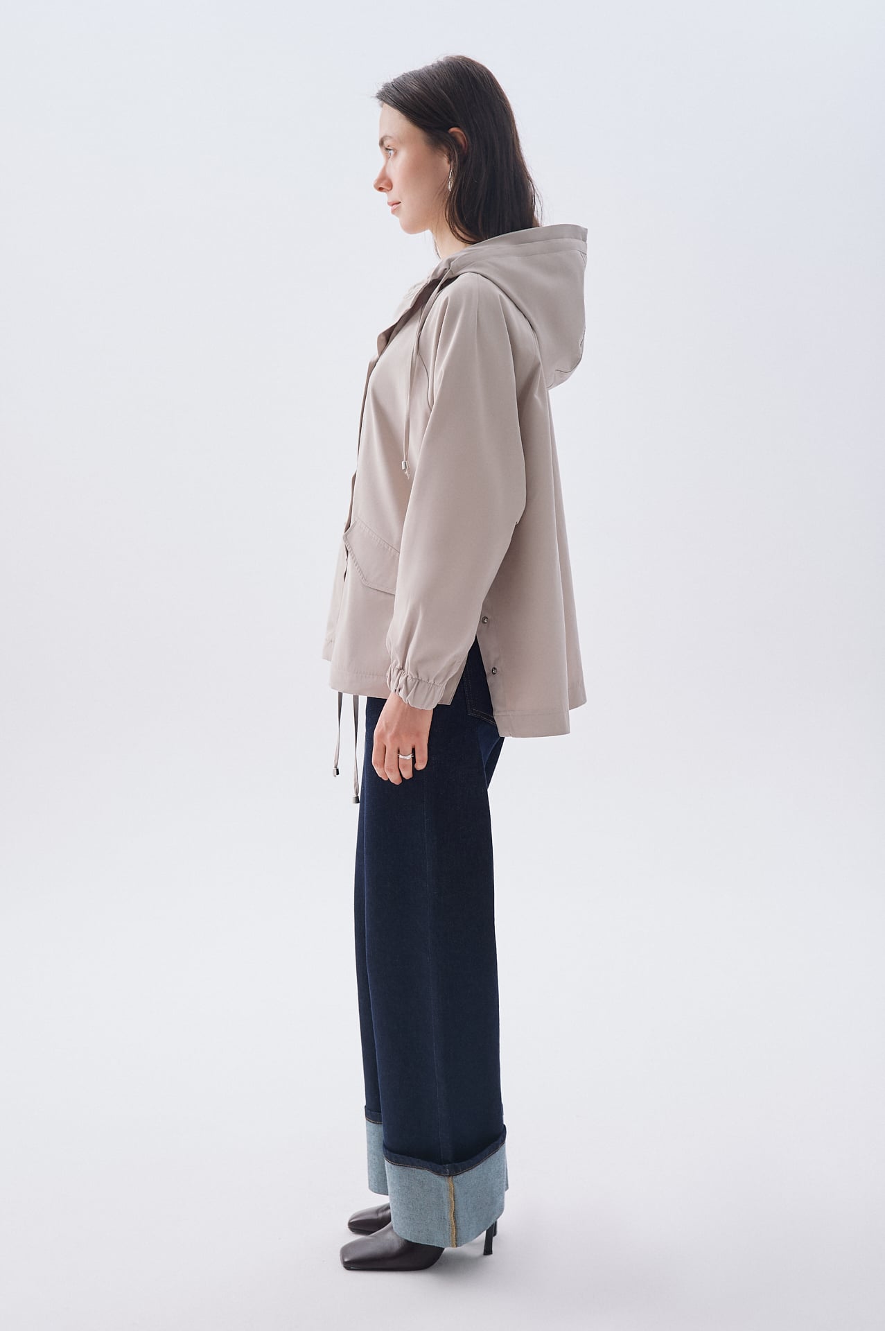 Kadın Bej Rengi Oversize Kapüşonlu Parka