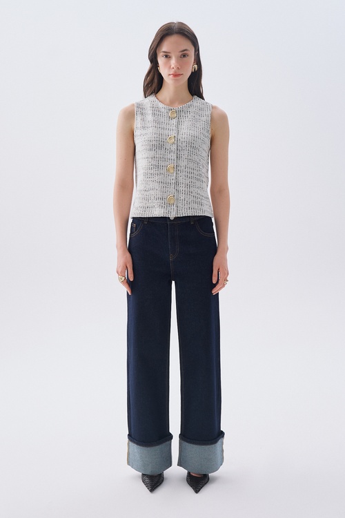 DÜĞME DETAYLI ÖRME YELEK