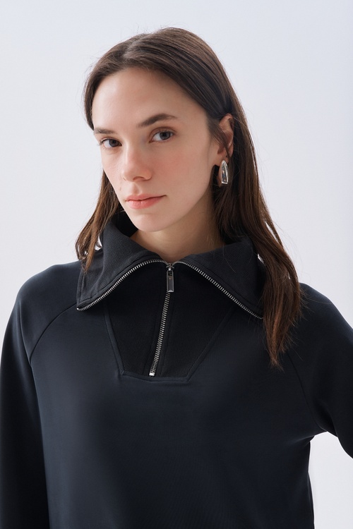 MODAL KARIŞIMLI FERMUARLI POLO YAKA SWEATSHIRT