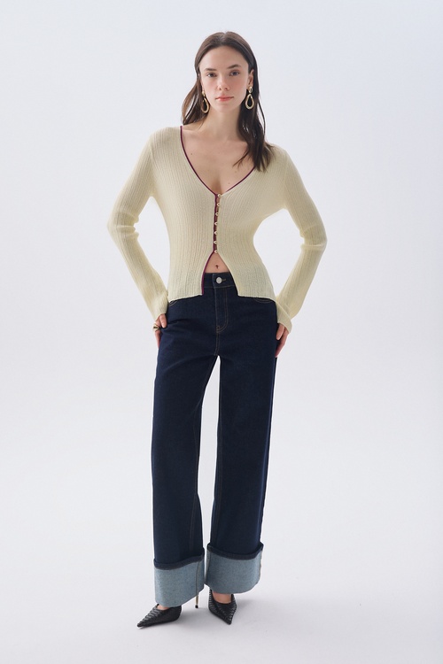 FITTED BİYELİ V YAKA HIRKA