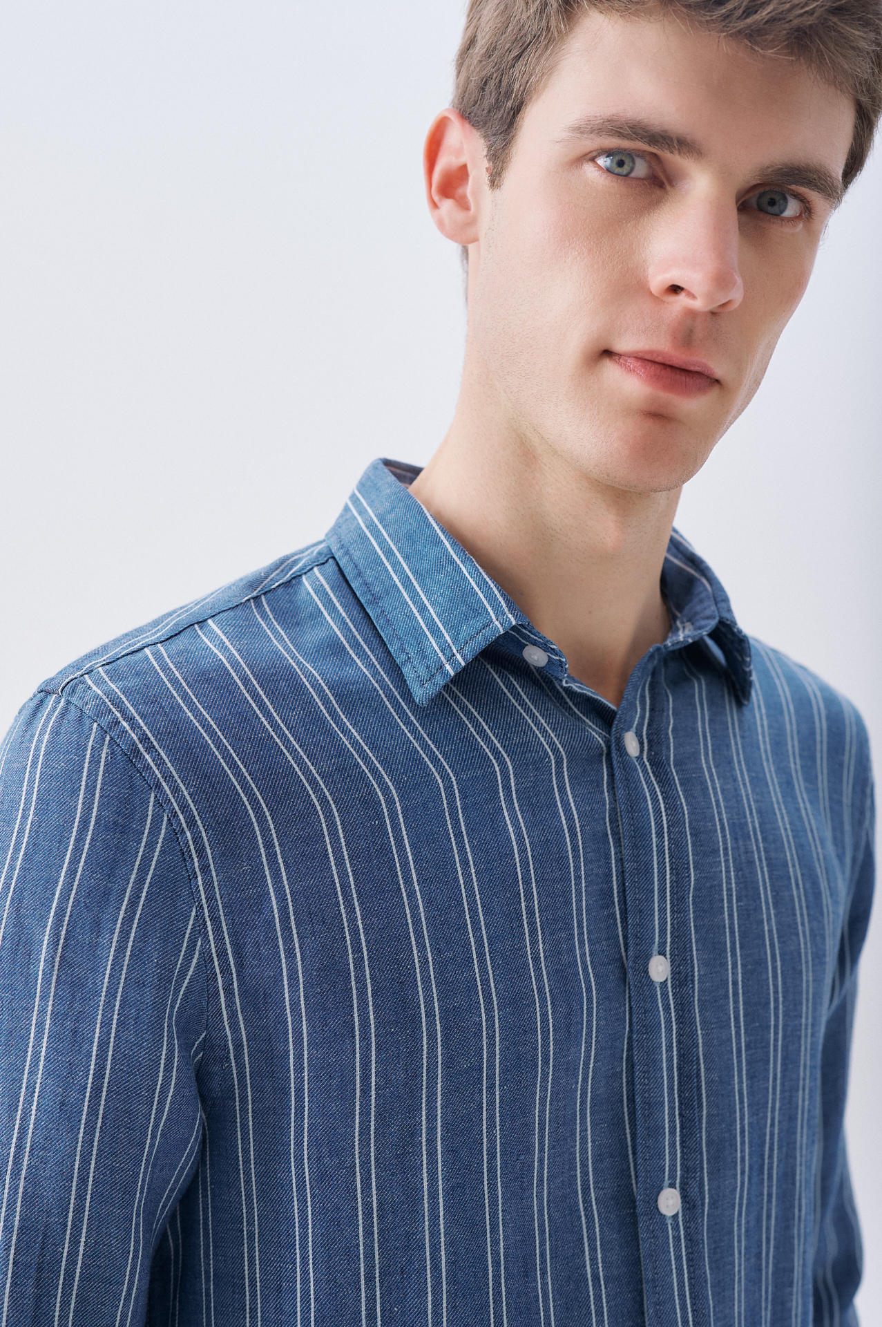 ÇİZGİLİ REGULAR FIT KETEN KARIŞIMLI UZUN KOLLU GÖMLEK