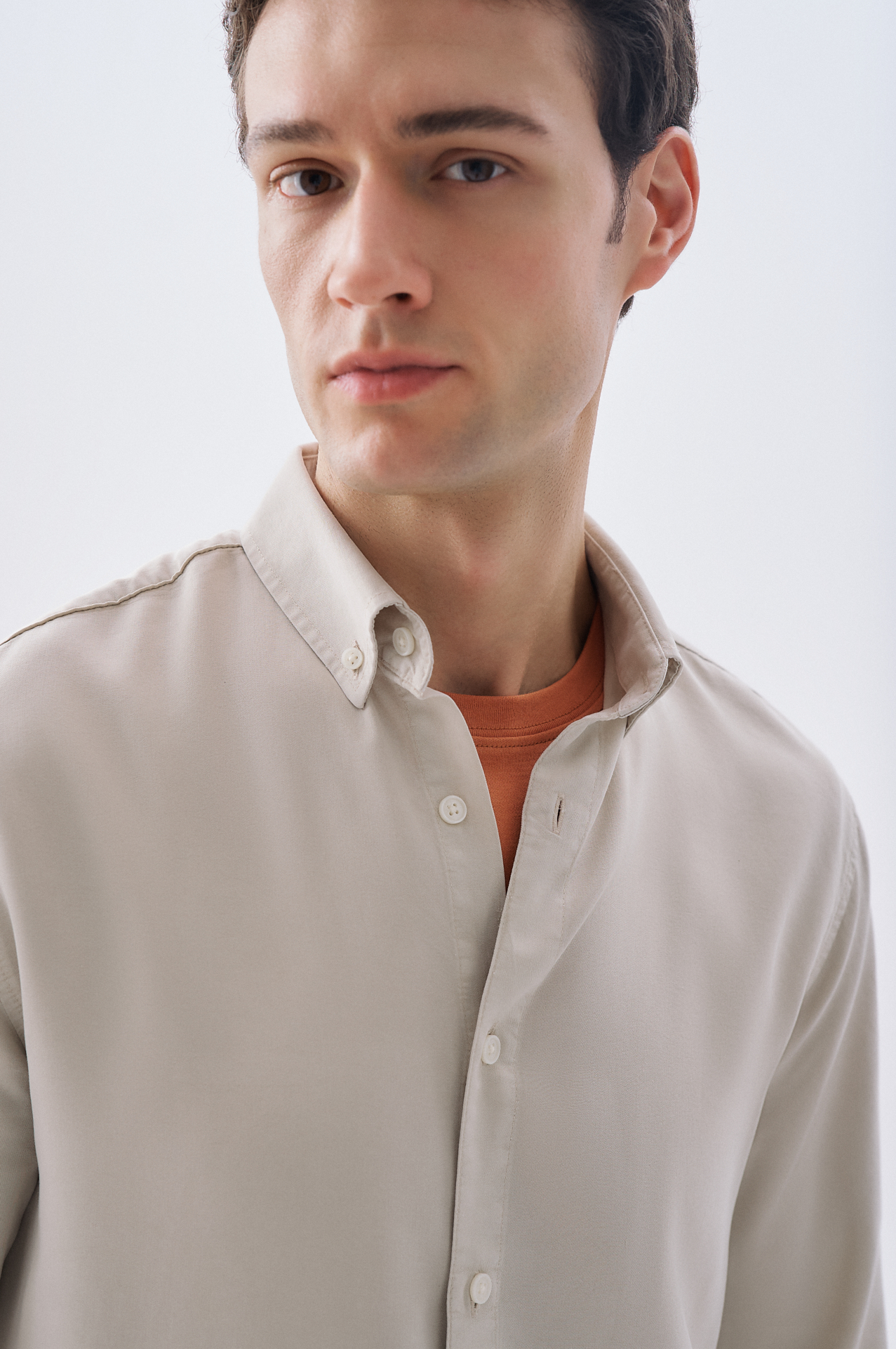 REGULAR FIT UZUN KOLLU GÖMLEK