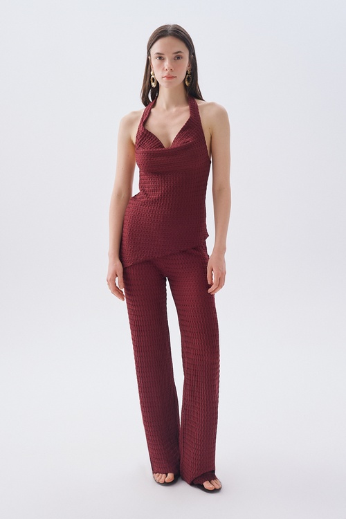  HALTER YAKA ASİMETRİK KOLSUZ BLUZ