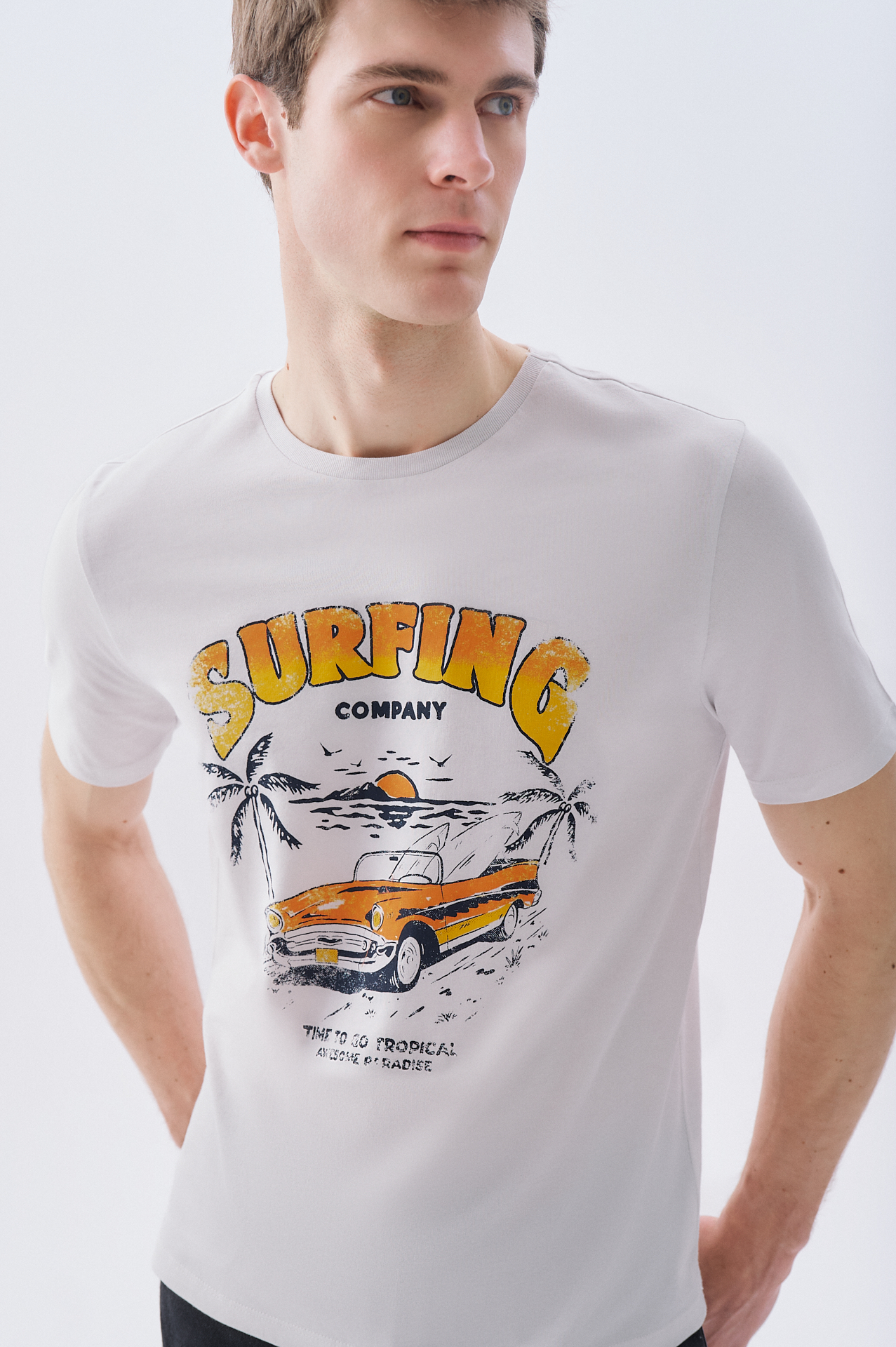 BASKILI BİSİKLET YAKA T-SHIRT