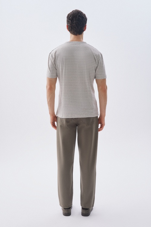 COMFORT FIT ÇİZGİLİ BİSİKLET YAKA T-SHIRT