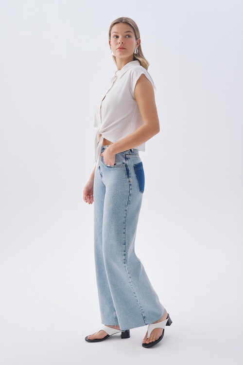 BAĞLAMALI KOLSUZ BLUZ