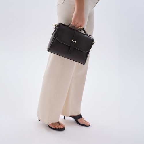  DERİ GÖRÜNÜMLÜ TOKALI OMUZ ÇANTASI