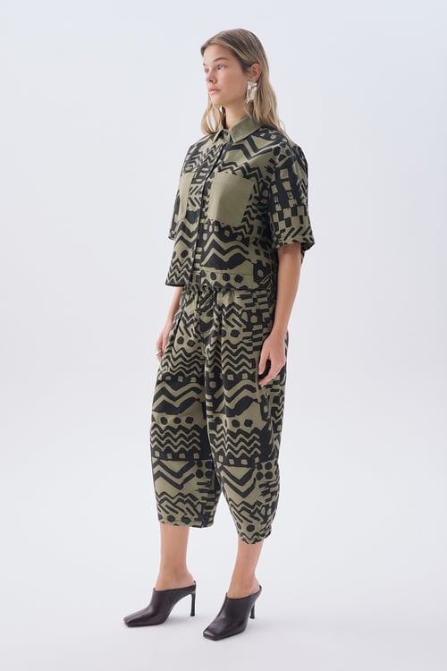 ETNİK DESENLİ RELAX FIT BELİ LASTİKLİ PANTOLON