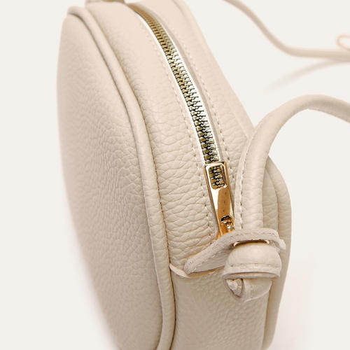  DERİ GÖRÜNÜMLÜ OMUZ ÇANTASI