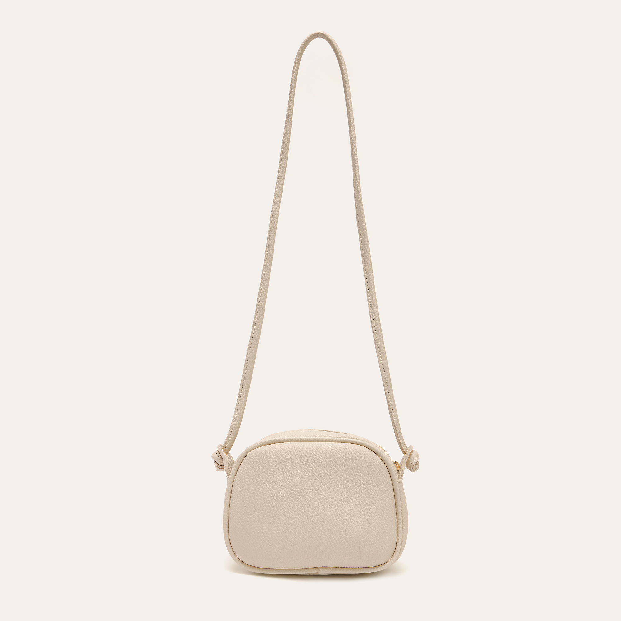 DERİ GÖRÜNÜMLÜ OMUZ ÇANTASI