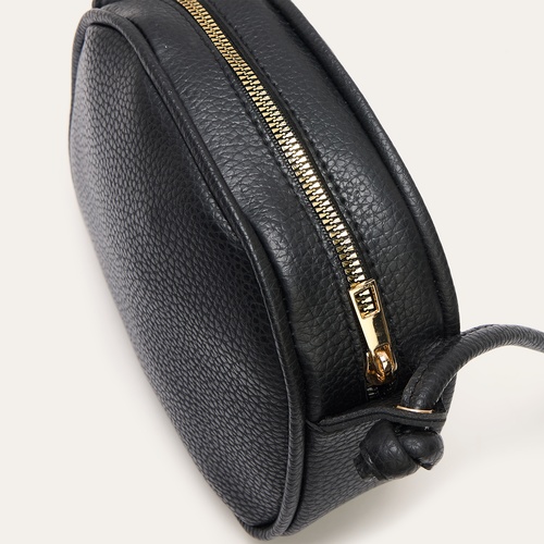 DERİ GÖRÜNÜMLÜ OMUZ ÇANTASI