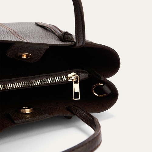 DERİ GÖRÜNÜMLÜ ASKILI EL ÇANTASI