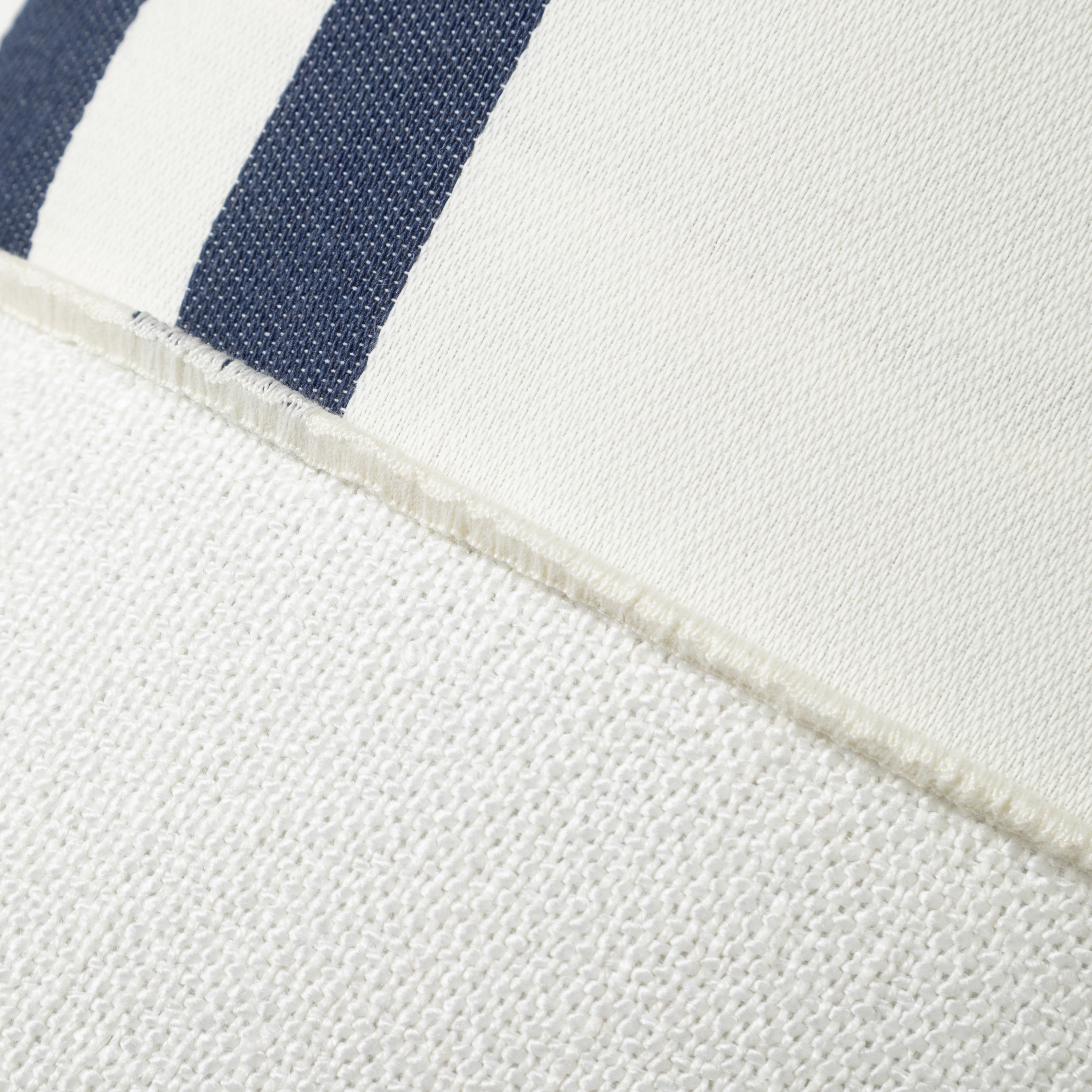 CAMILLA KIRLENT EKRU 38X57