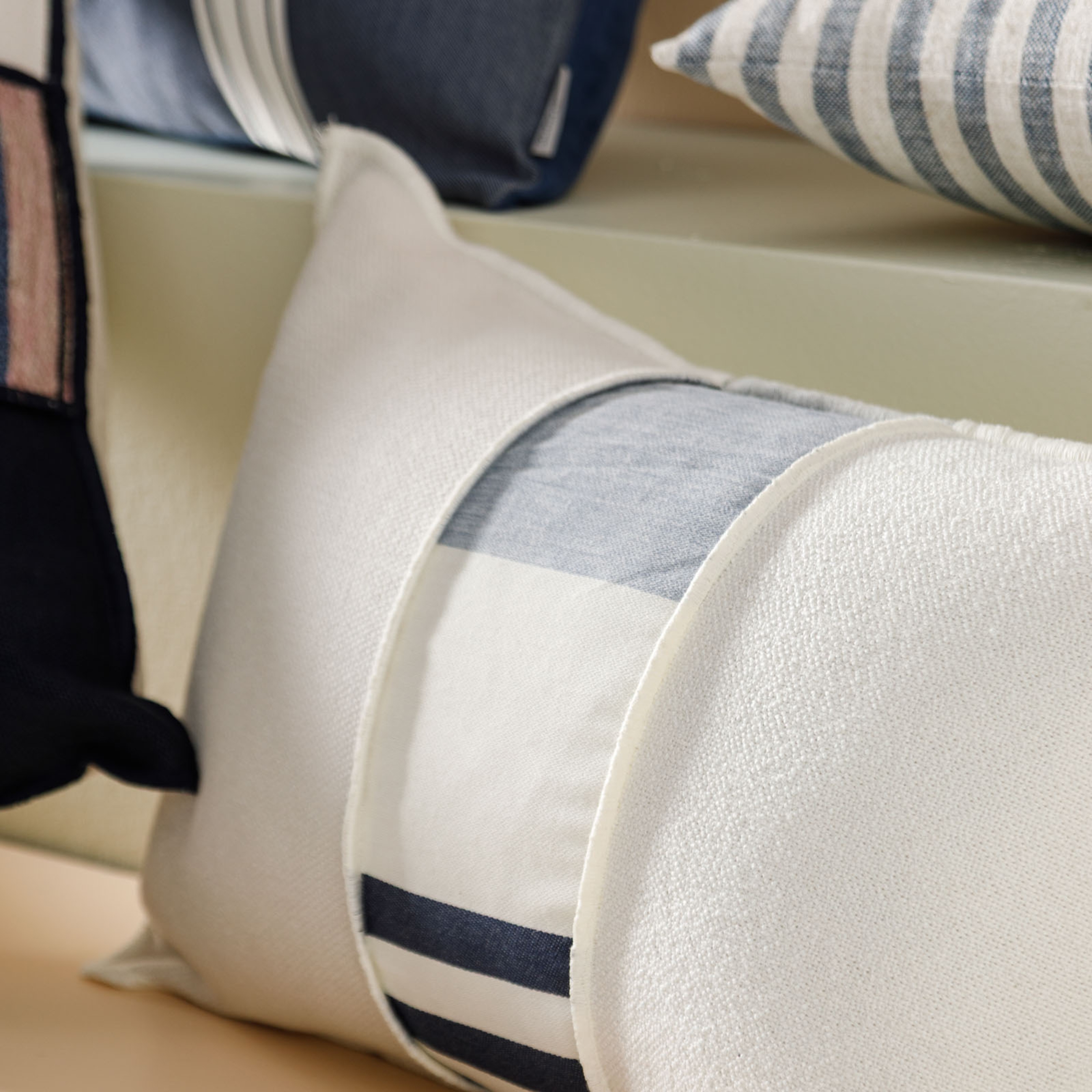 CAMILLA KIRLENT EKRU 38X57