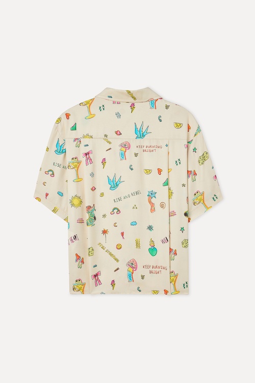  Kadın Ekru Desenli Oversize Kısa Kollu Gömlek