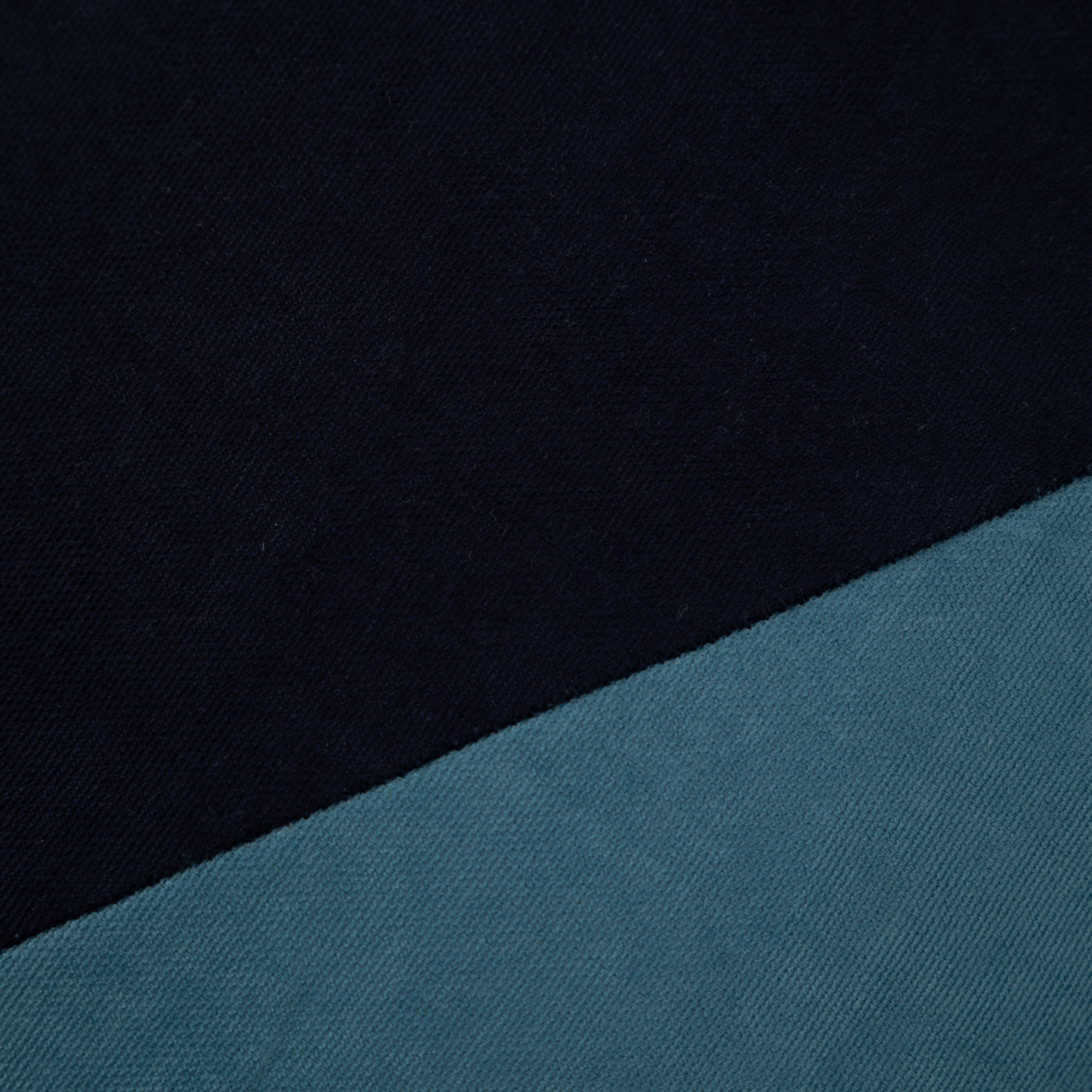 LUCIA KIRLENT LACİVERT 40X60