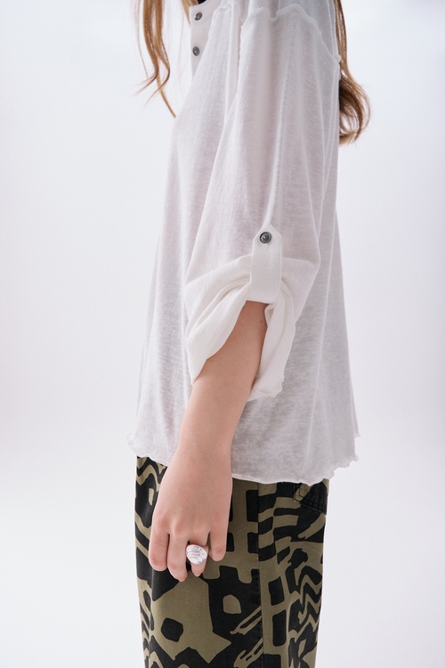  Kadın Beyaz Düğme Detaylı Oversize Bisiklet Yaka Sweatshirt