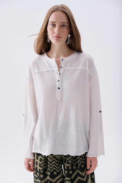 Mudo Kadın Beyaz Düğme Detaylı Oversize Bisiklet Yaka Sweatshirt
