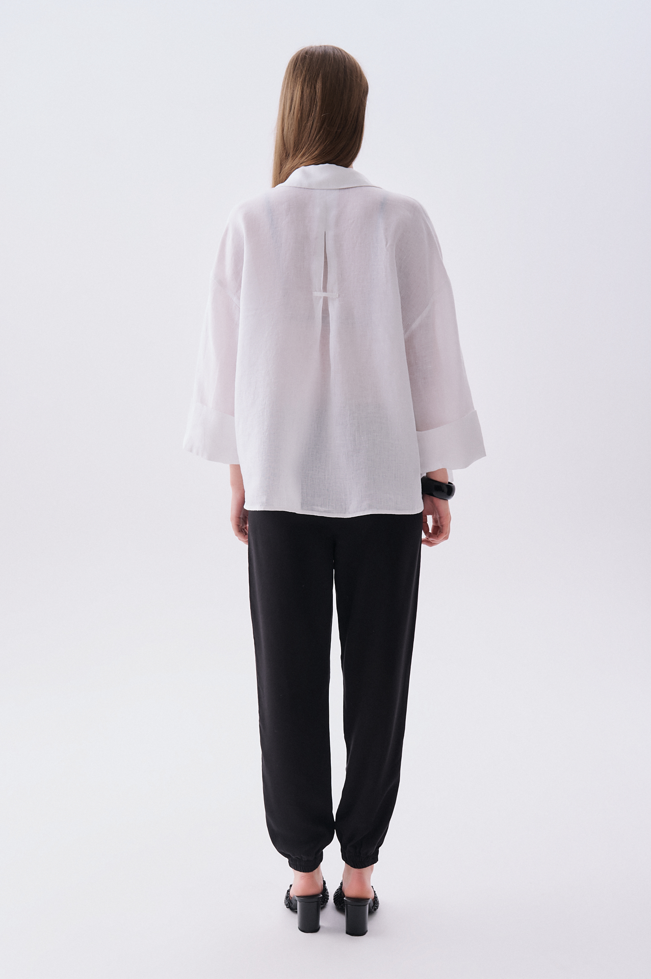 Kadın Beyaz Oversize 3/4 Kol Keten Gömlek
