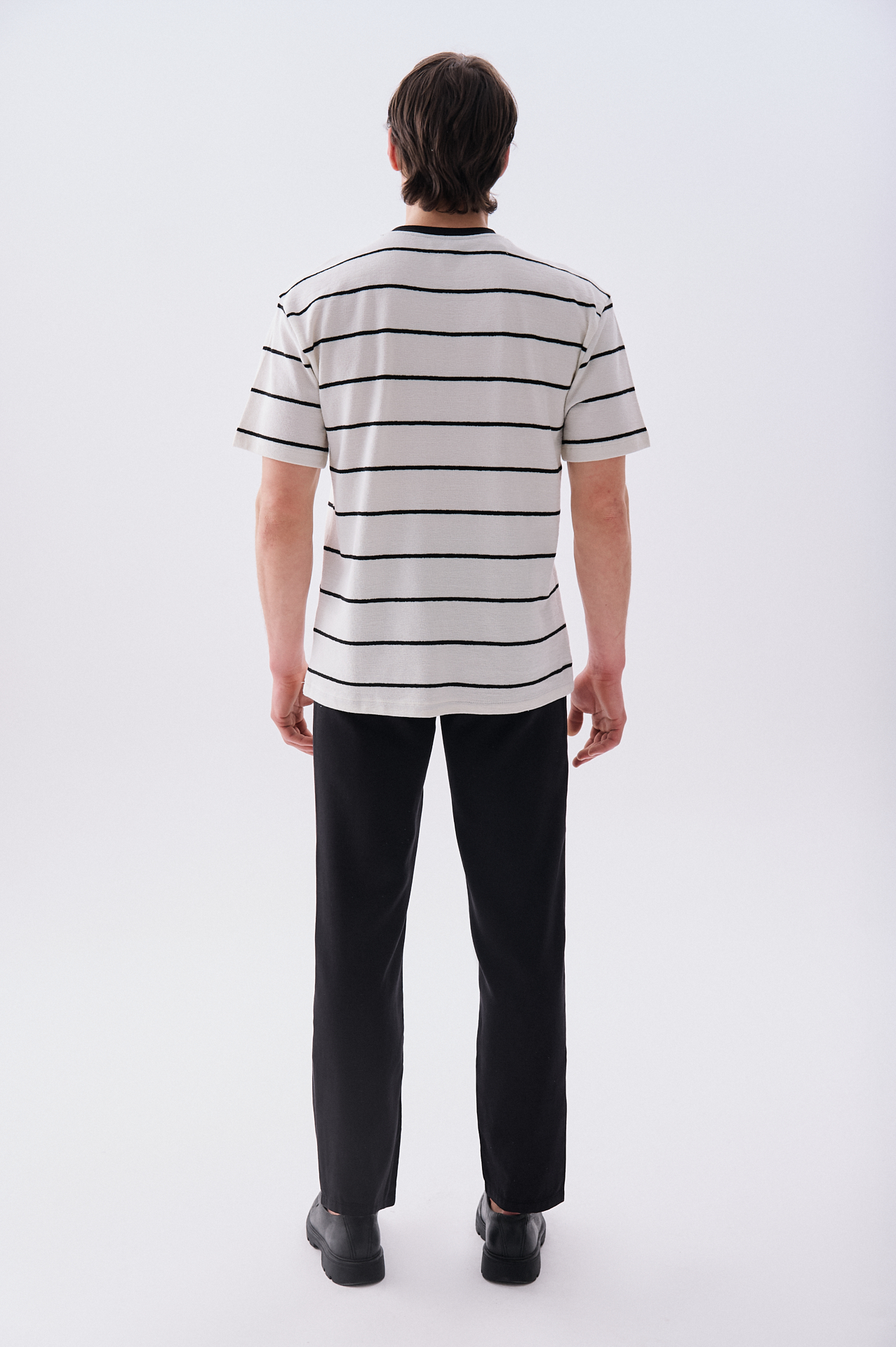 Erkek Siyah Çizgili Comfort Fit Bisiklet Yaka T-Shirt