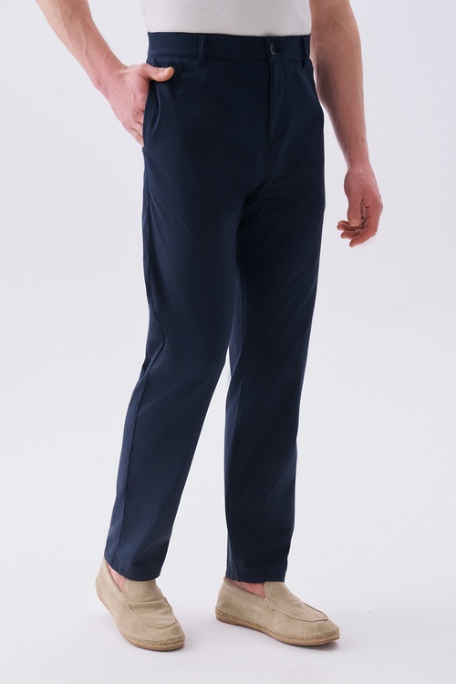 Erkek Lacivert Tekstürlü Straight Fit Pantolon