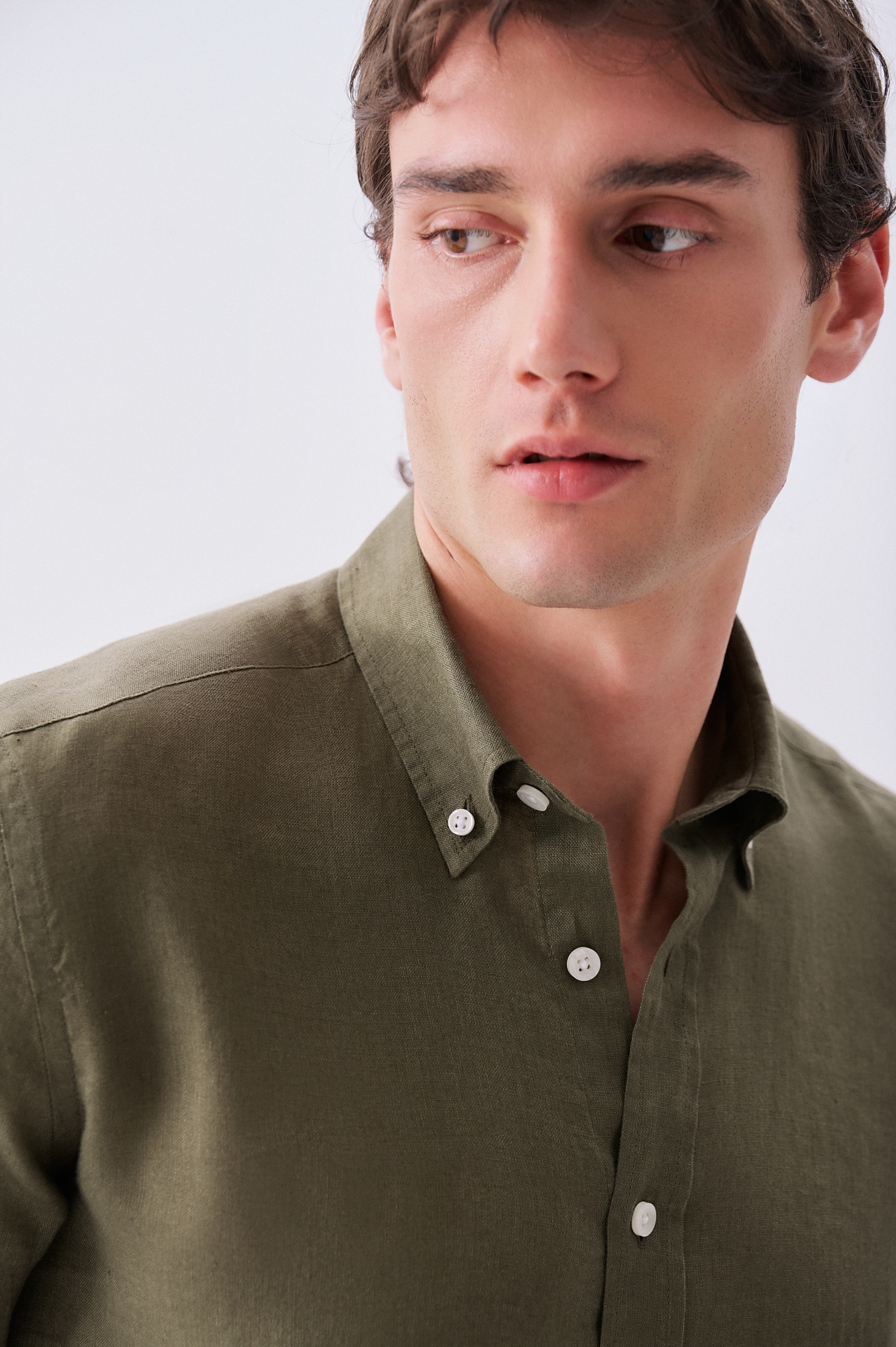 Erkek Haki Slim Fit Uzun Kollu Keten Gömlek