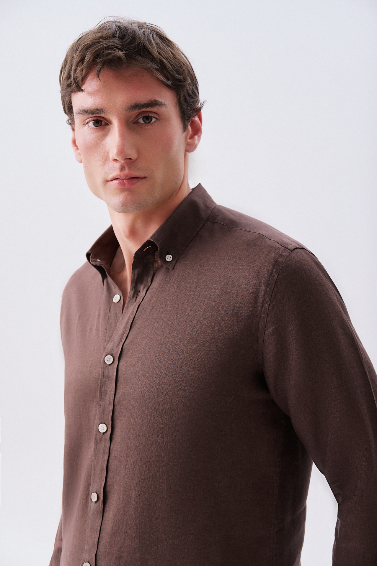 Erkek Kahverengi Slim Fit Uzun Kollu Keten Gömlek