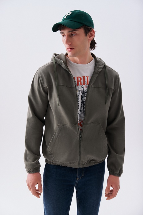 COMFORT FIT KAPÜŞONLU CEKET