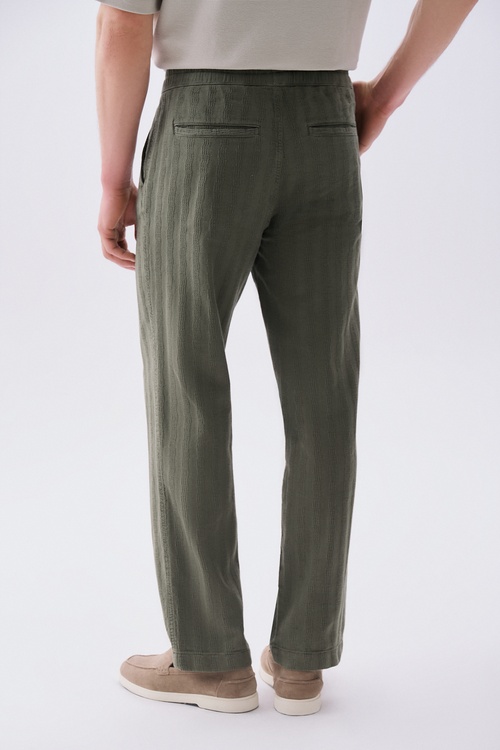  Erkek Haki Tekstürlü Comfort Fit Beli Bağlamalı Pantolon