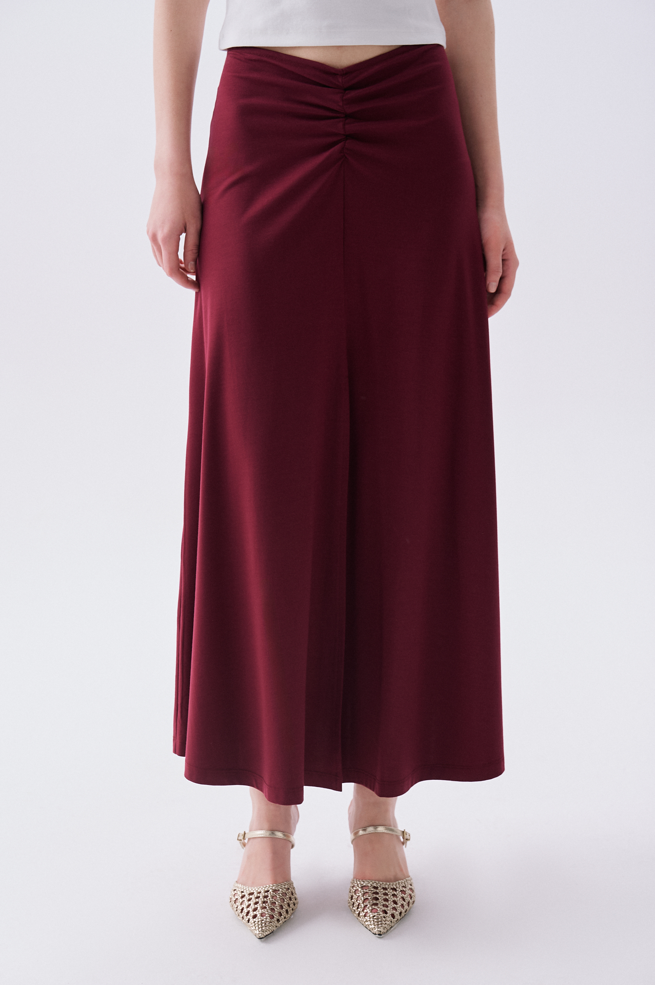 Kadın Bordo A Form Beli Büzgülü Yırtmaçlı Uzun Etek