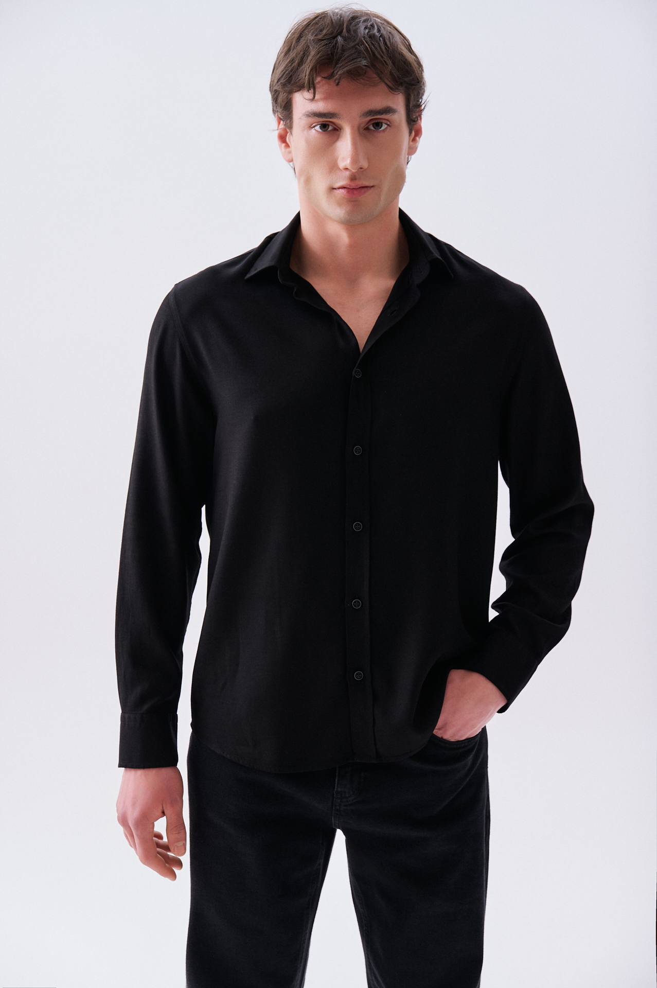 Erkek Siyah Regular Fit Uzun Kollu Gömlek