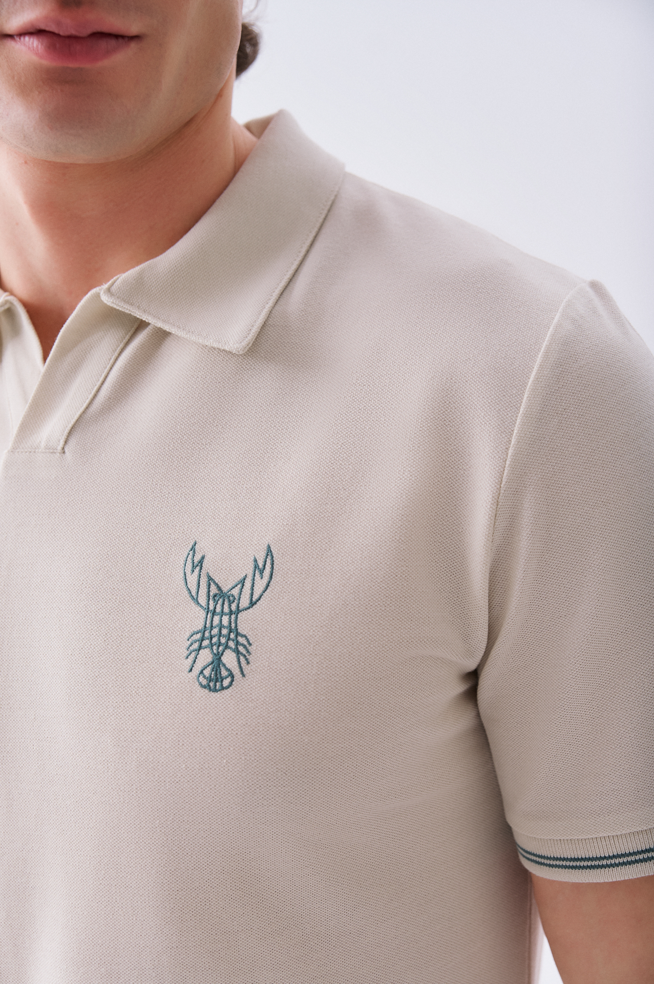 Erkek Taş Rengi Nakışlı Polo Yaka T-Shirt