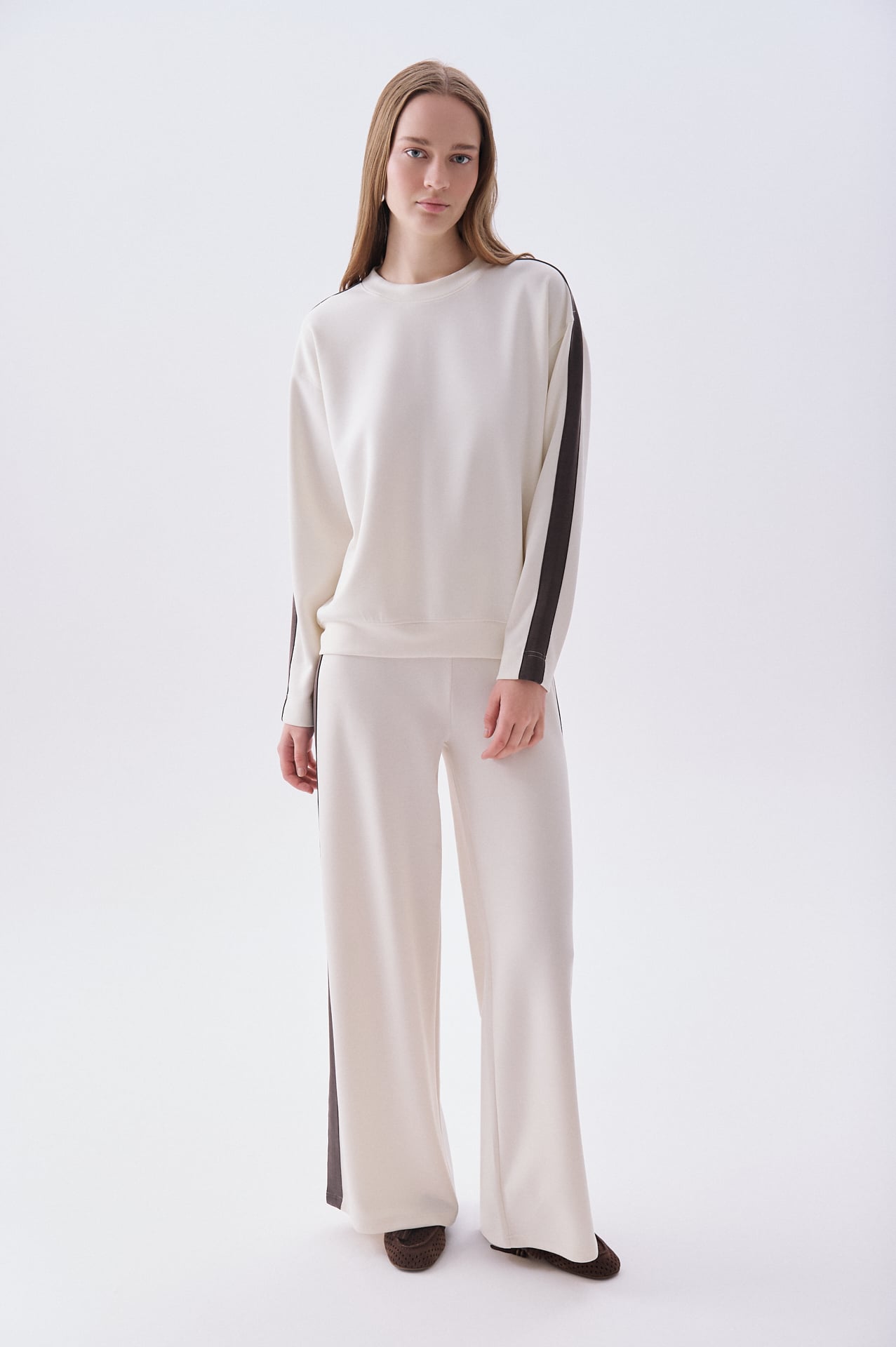 Kadın Ekru Modal Karışımlı Beli Lastikli Straight Fit Pantolon