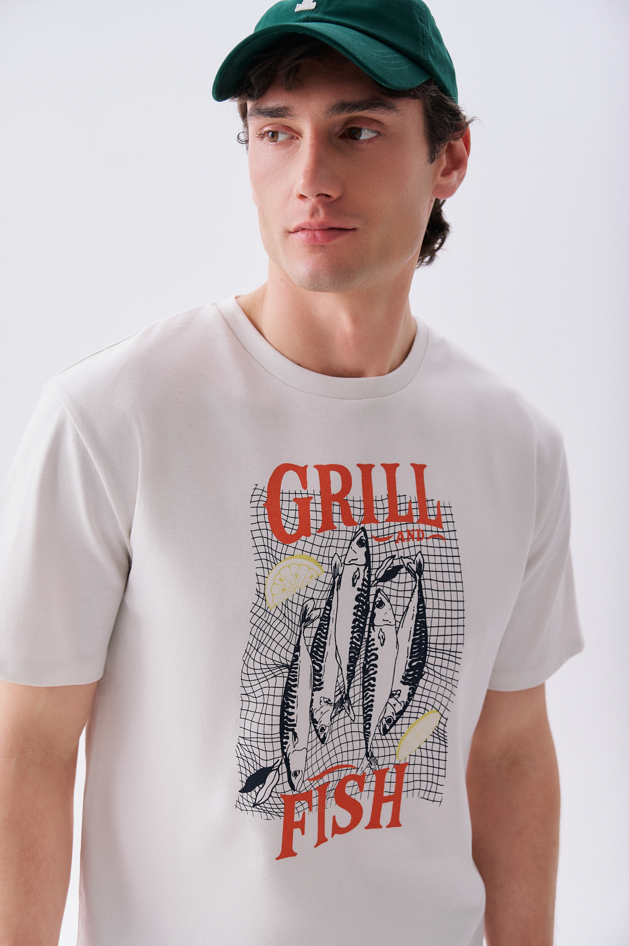 Erkek Kırık Beyaz Baskılı Loose Fit Bisiklet Yaka T-Shirt