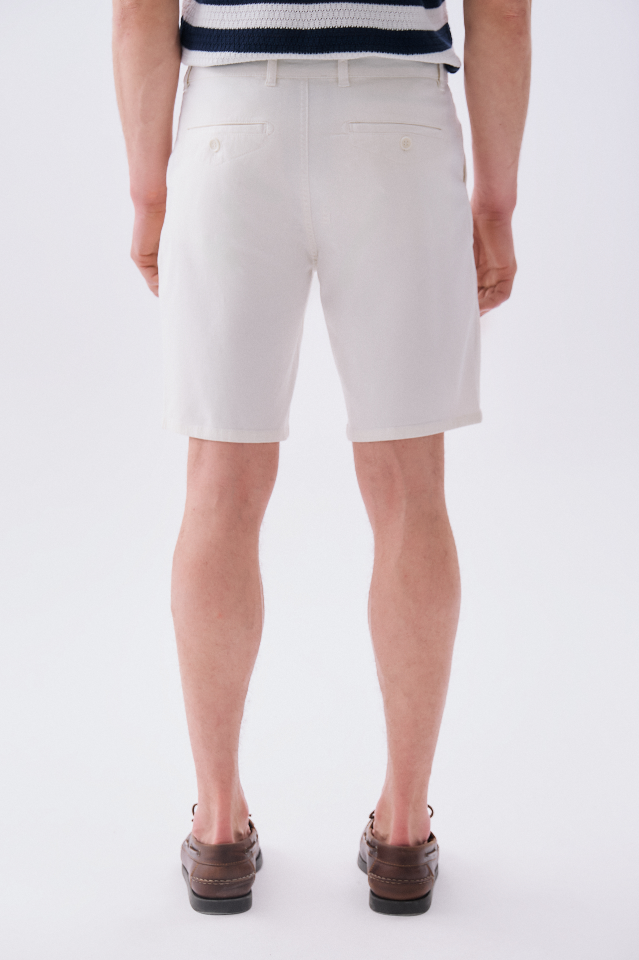 Erkek Kırık Beyaz Straight Fit Chino Şort