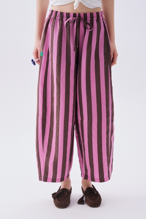 Kadın Pembe Nakışlı Çizgili Relax Fit Pantolon