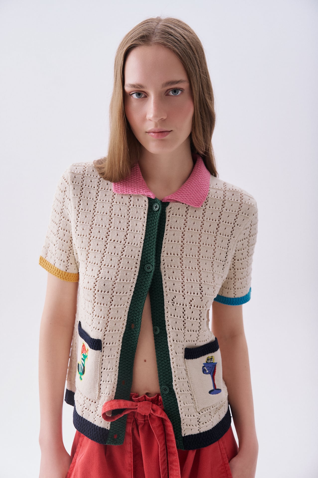 Kadın Ekru Nakışlı Polo Yaka Kısa Kollu Triko Kazak