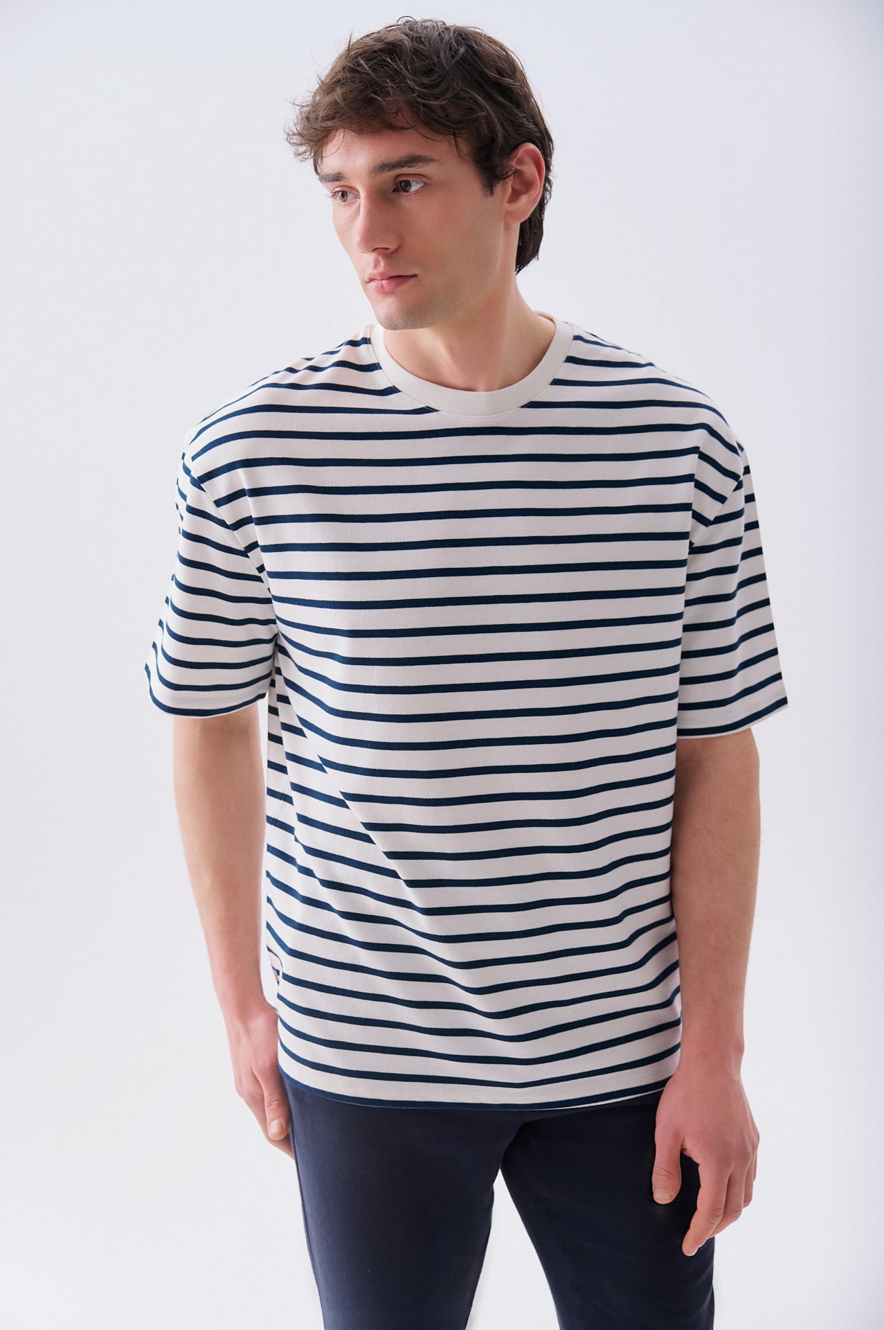 Erkek Lacivert Çizgili Oversize Bisiklet Yaka T-Shirt