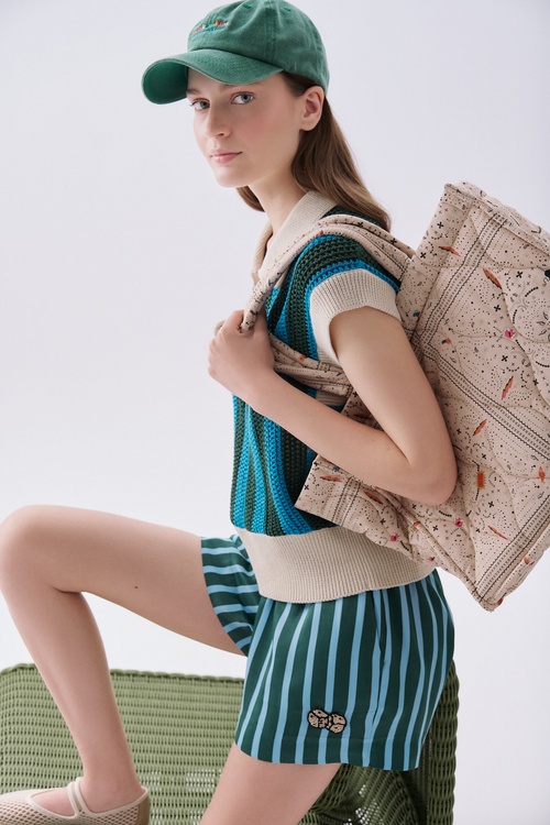  Kadın Yeşil Boncuklu Çizgili Comfort Fit Şort