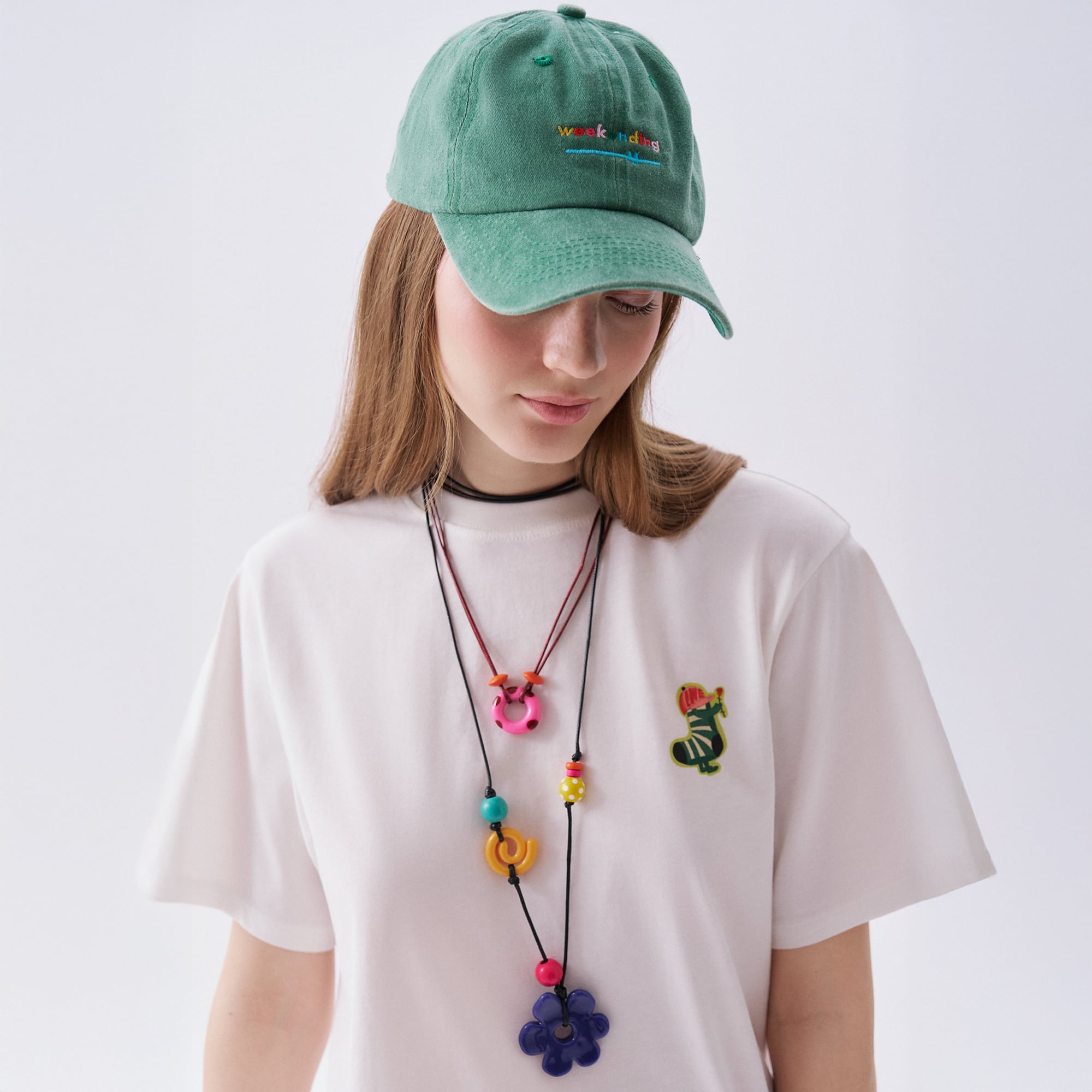 Kadın Yeşil Nakışlı Kasket Şapka