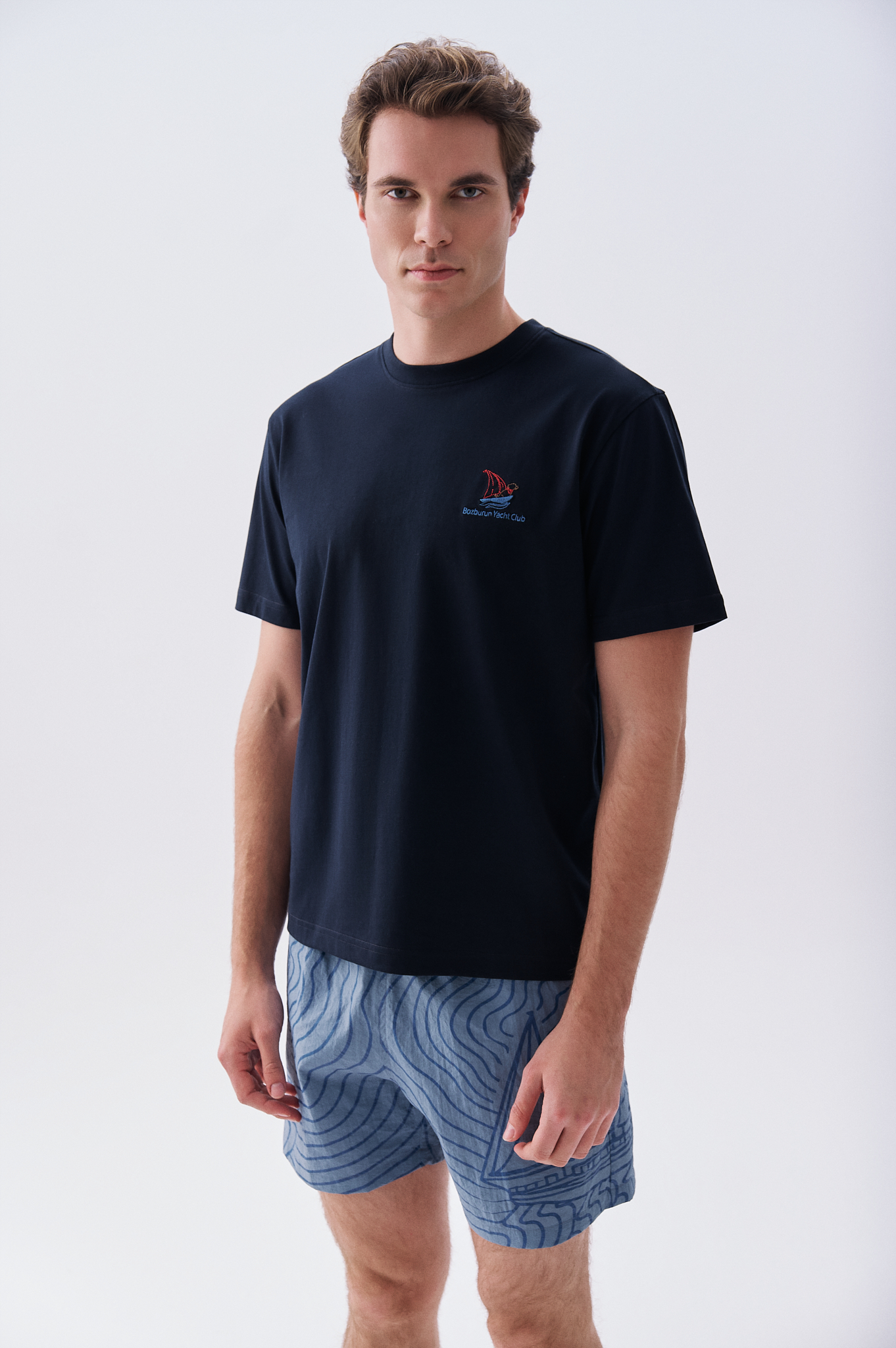 Mudo X Bozburun YC Erkek Lacivert Nakışlı Bisiklet Yaka T-Shirt