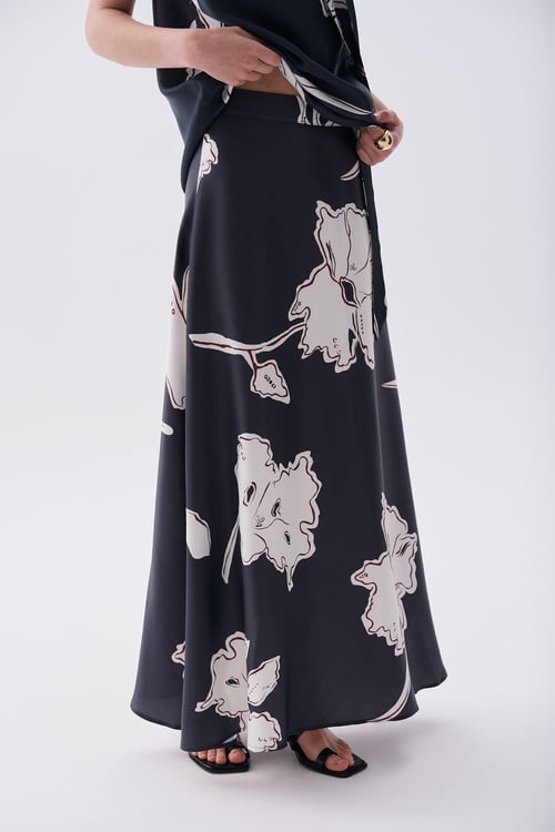 Kadın Lacivert Floral Desenli A Form Midi Etek