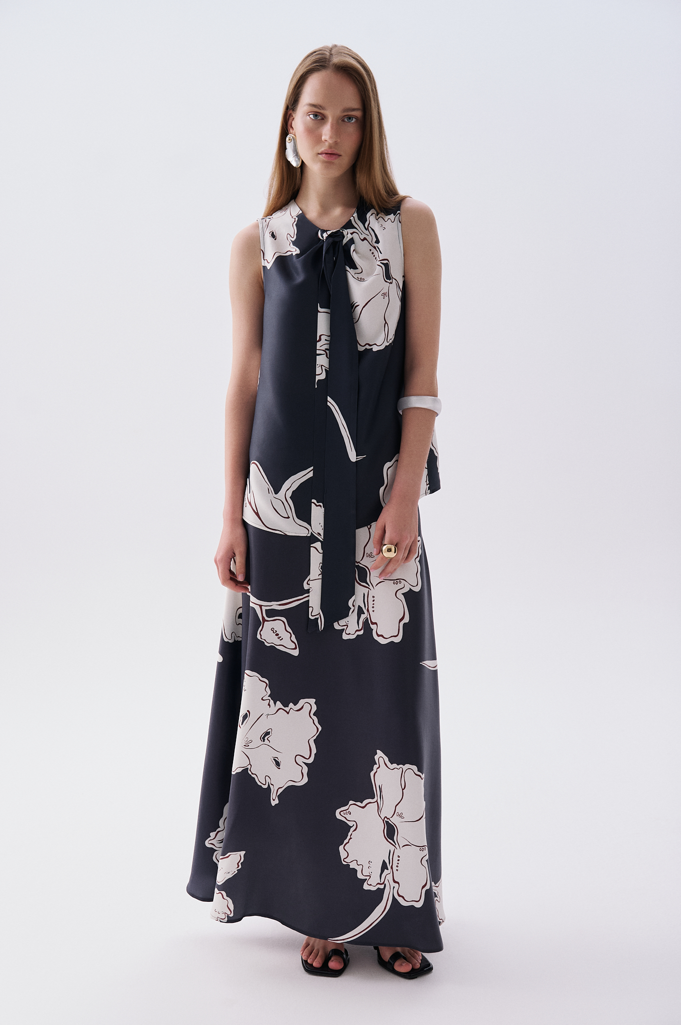 Kadın Lacivert Floral Desenli A Form Midi Etek