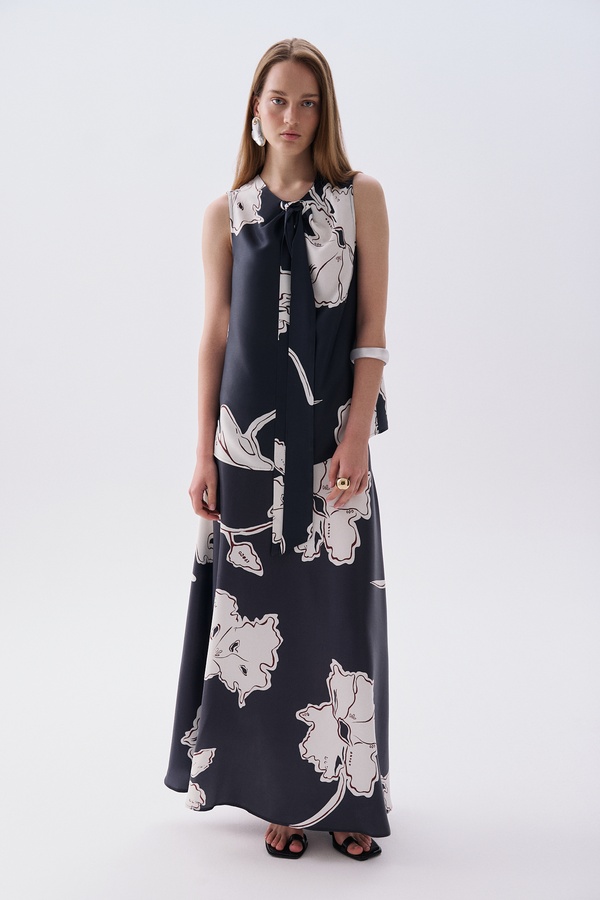 Kadın Lacivert Floral Desenli A Form Midi Etek