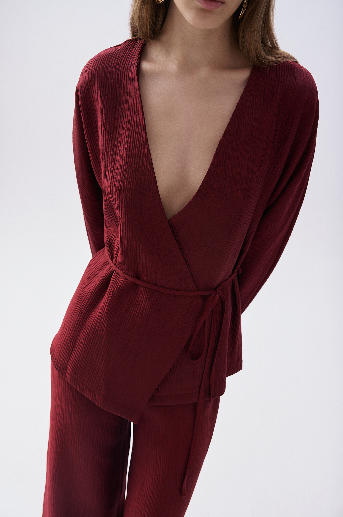 Kadın Bordo Loose Fit Bağlamalı V Yaka Uzun Kollu Bluz