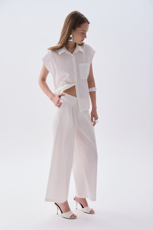 Kadın Beyaz Straight Fit Pantolon