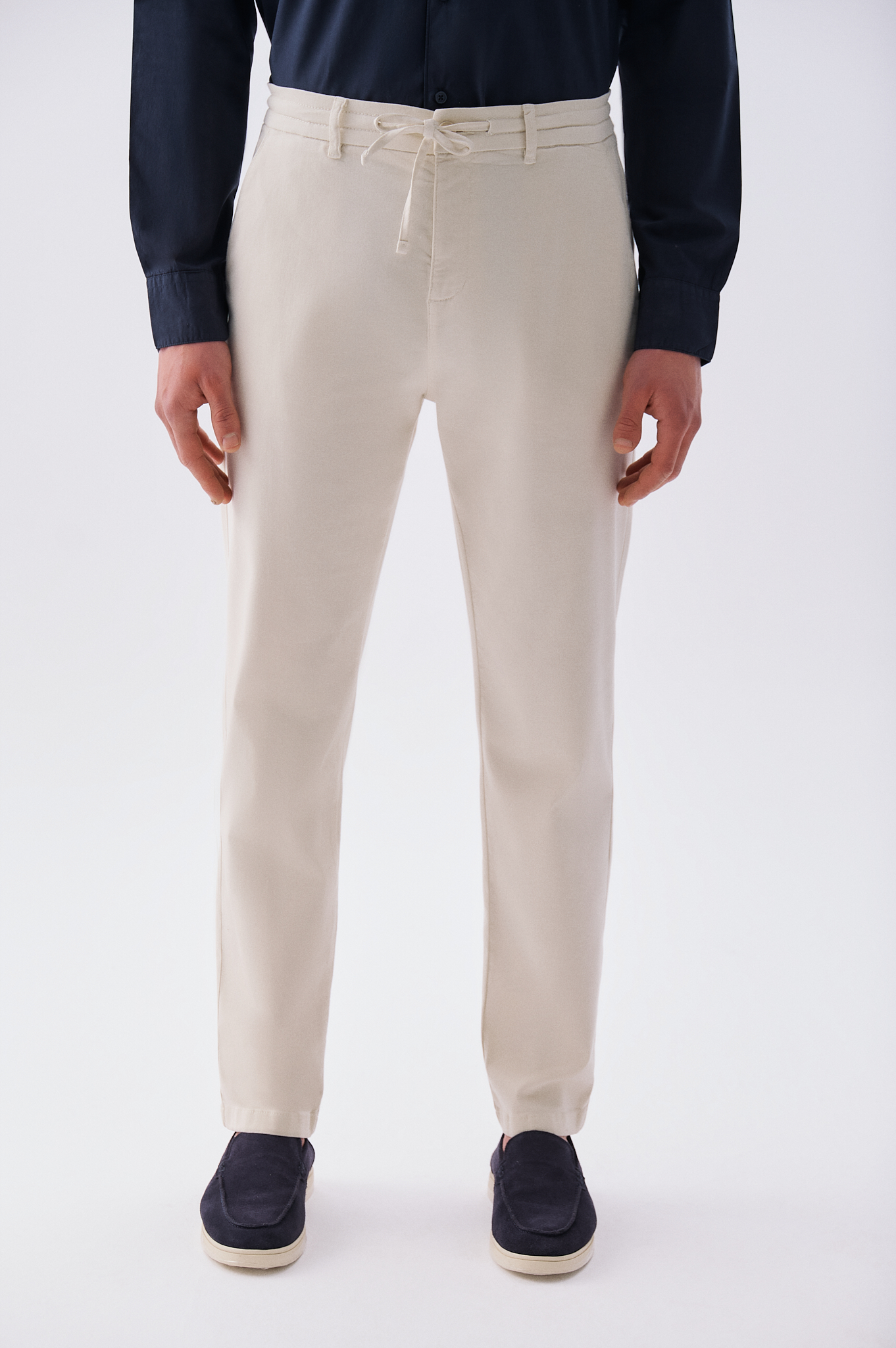 Erkek Kemik Rengi Beli Bağlamalı Tapered Fit Chino Pantolon